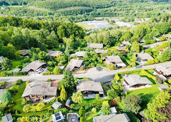 Dachsbau 度假居 *